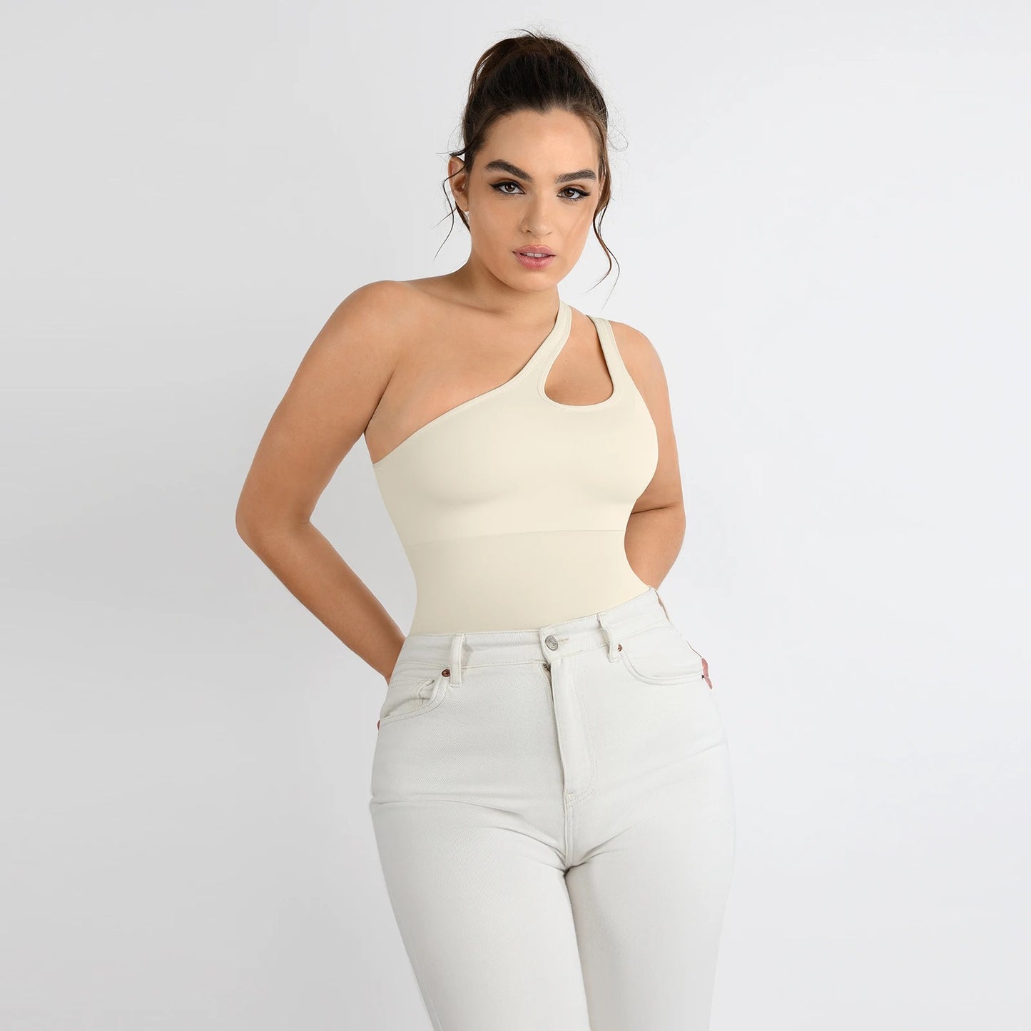 Body modelujące na jedno ramię