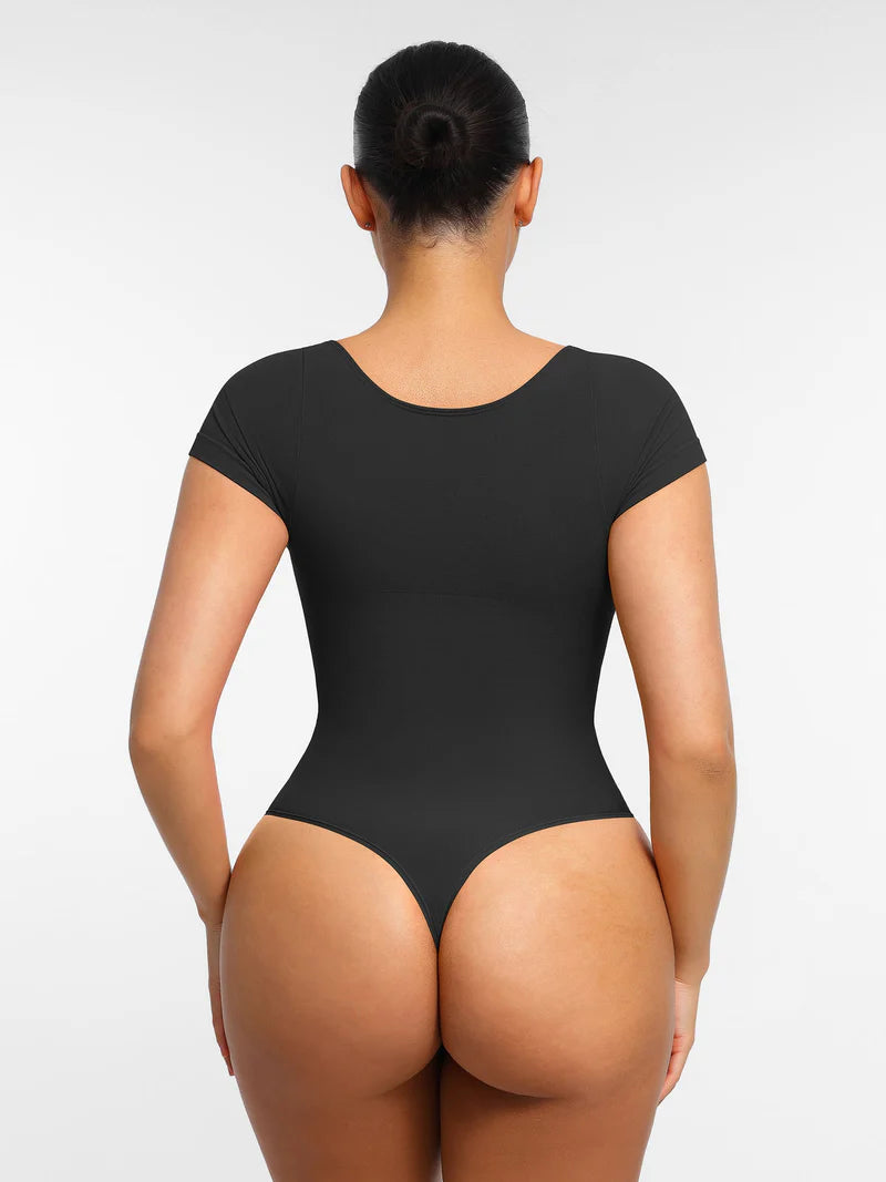 Body modelujące z rękawkiem i stringami
