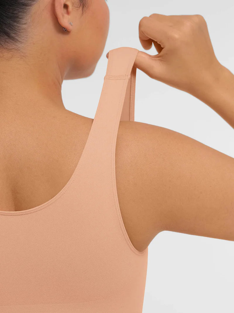 Bezszwowe body modelujące ze stringami