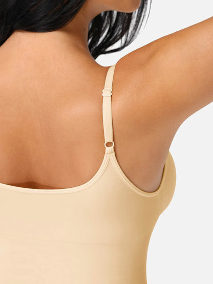 Wycięty Top Modelujący