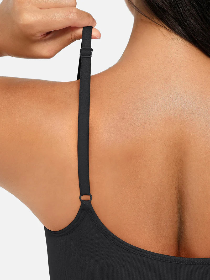 Body modelujące ze stringami