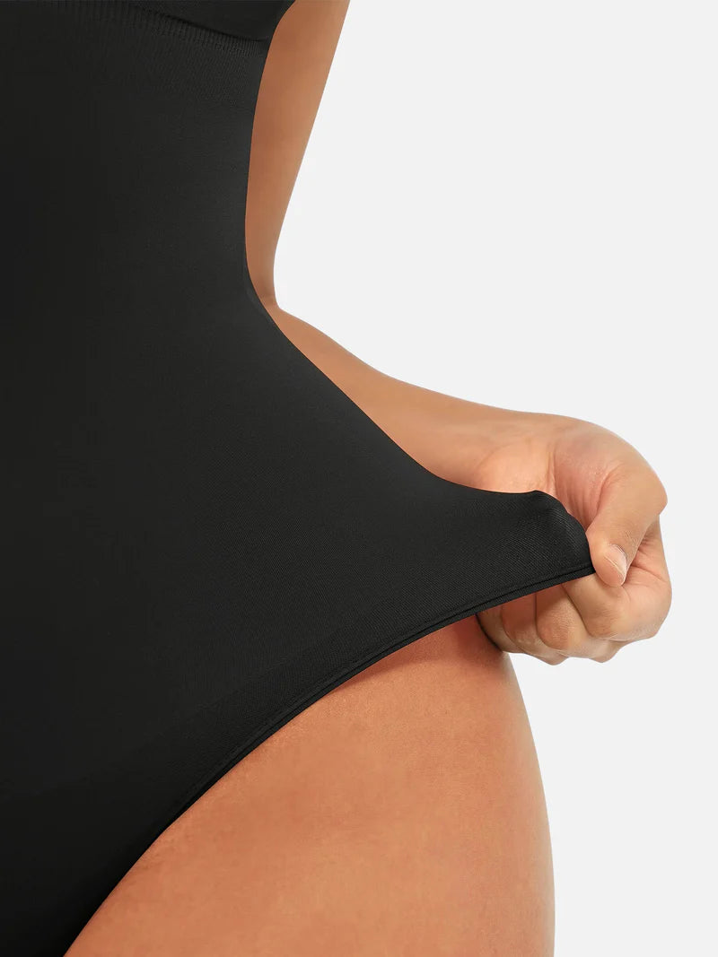 Body modelujące ze stringami