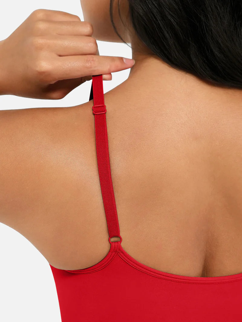 Body modelujące ze stringami